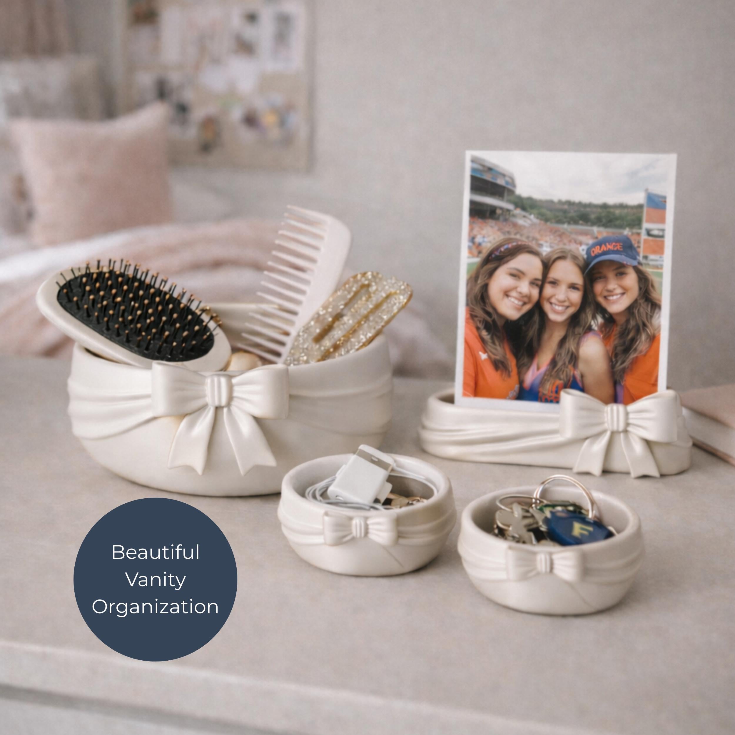 White Vanity Organization Bow Theme Ribbon Design Elegant Bathroom Accessory Set Girl Bedroom Decor Display Coffee Table Collection Spa Bath