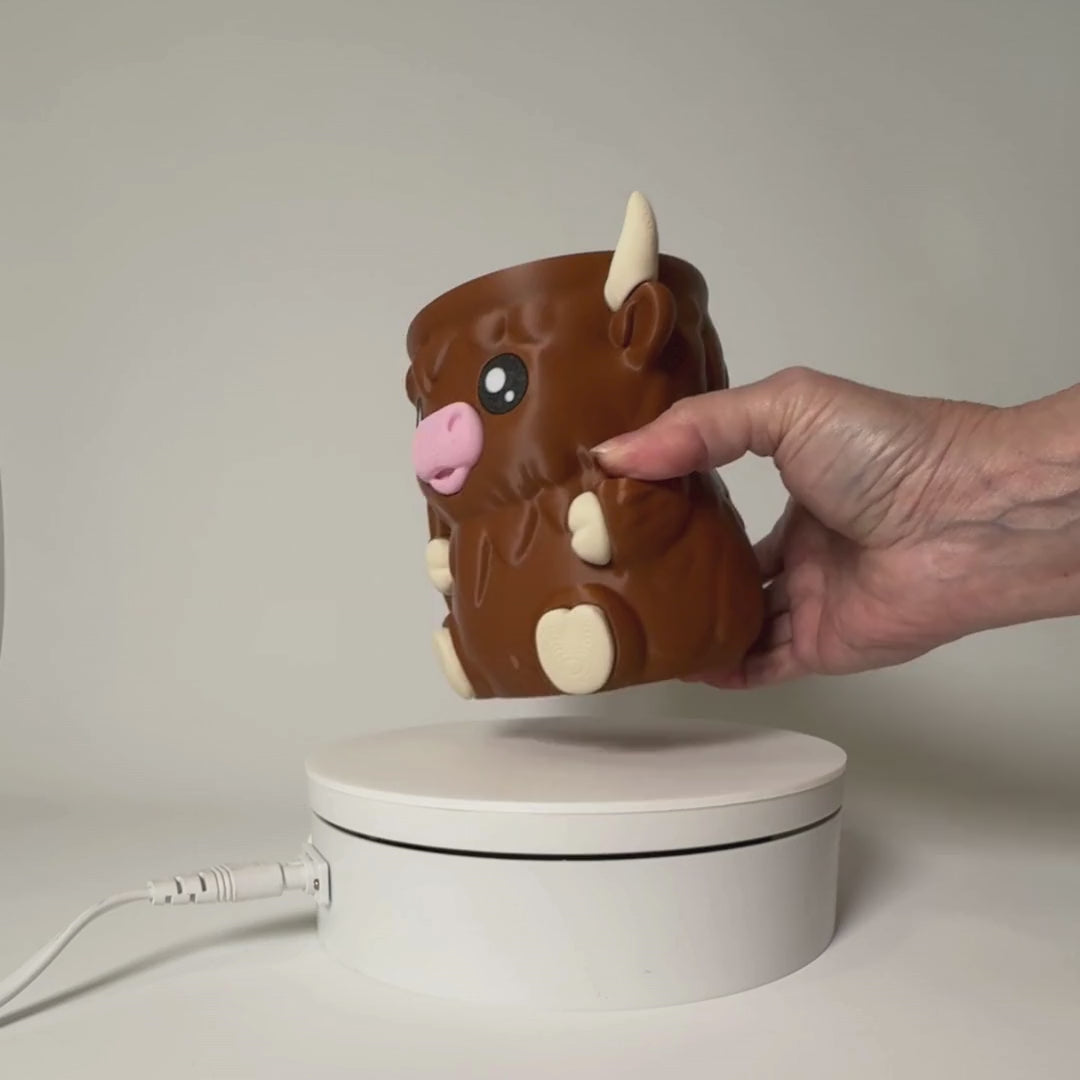 Ice Cream Pint Holder – Wooly Mammoth Design with Spoon Keeper Tusks